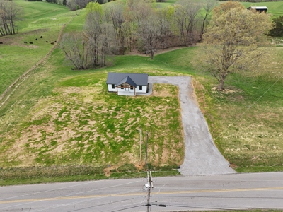 Newly Constructed Home in Tompkinsville, Kentucky - image 3