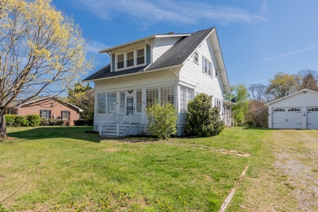 Historical Home for Sale in Christiansburg VA - image 2