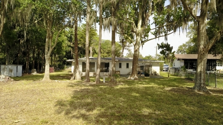 Jessamine Lakefront Fixer-Upper in Orlando FL! - image 6