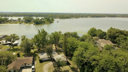 Jessamine Lakefront Fixer-Upper in Orlando FL! - image 9