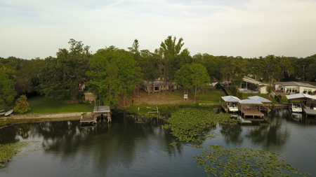 Jessamine Lakefront Fixer-Upper in Orlando FL! - image 15