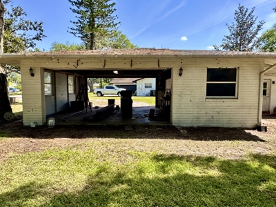 Jessamine Lakefront Fixer-Upper in Orlando FL! - image 31