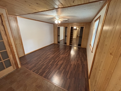 Charming Remodeled Home with Pool in Idabel, OK - image 4