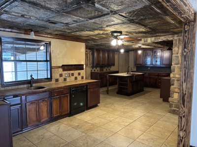 Charming Remodeled Home with Pool in Idabel, OK - image 39