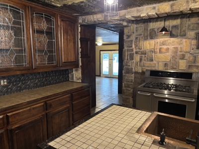 Charming Remodeled Home with Pool in Idabel, OK - image 11