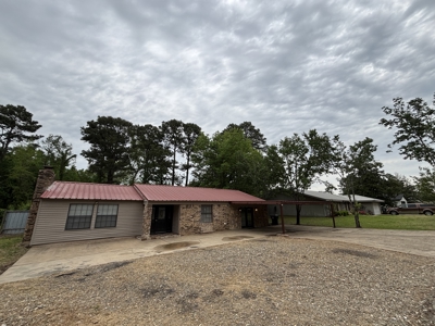 Charming Remodeled Home with Pool in Idabel, OK - image 1