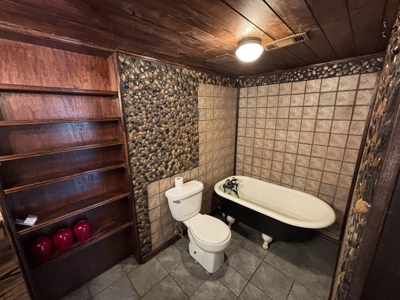 Charming Remodeled Home with Pool in Idabel, OK - image 17