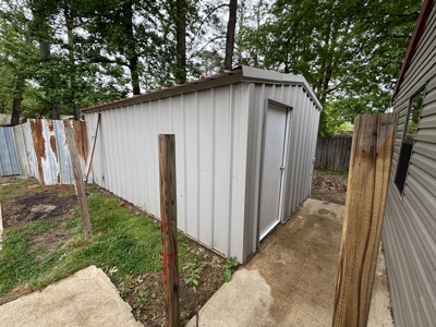 Charming Remodeled Home with Pool in Idabel, OK - image 34