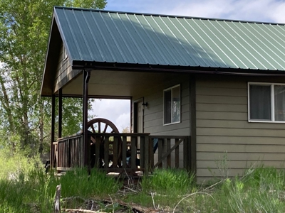 Basecamp for Adventure: 109 Acres across from Orvis Hot Springs - image 13
