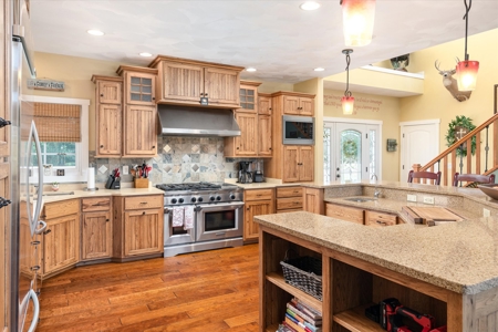 Luxurious Executive Compound for Sale in Southwest Wisconsin - image 8