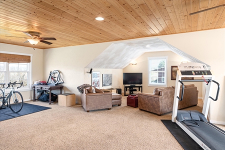 Luxurious Executive Compound for Sale in Southwest Wisconsin - image 28