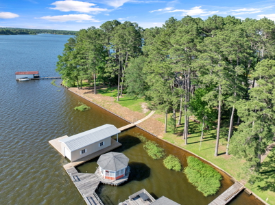East Texas Lake Home with Waterfront Near Troup & Tyler Smith Co - image 7