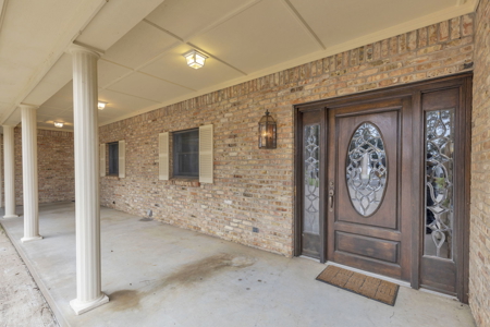 East Texas Lake Home with Waterfront Near Troup & Tyler Smith Co - image 9