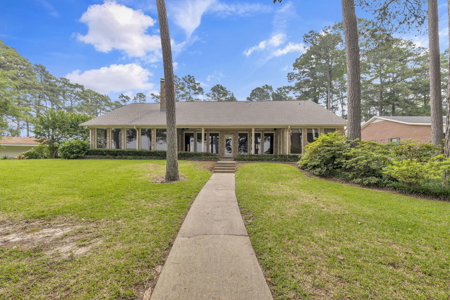 East Texas Lake Home with Waterfront Near Troup & Tyler Smith Co - image 35