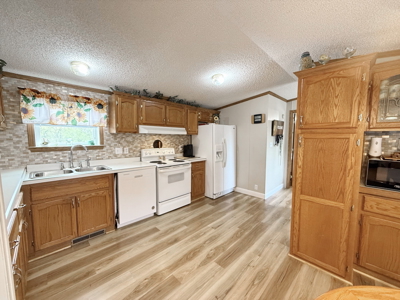 Updated Manufactured Home for Sale. Ryan Hubbard - image 6