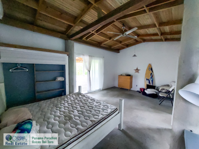 Solid Concrete Home, Bocas del Toro, Panama - image 7