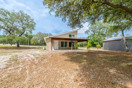 Home For Sale in Bell, FL with Airstrip Access - image 2