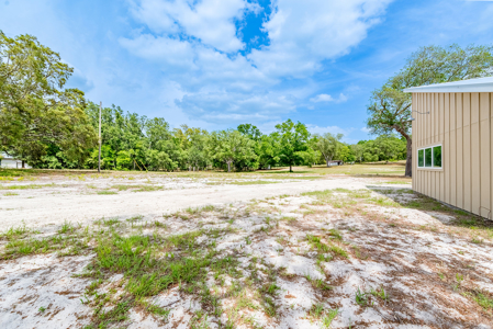 Home For Sale in Bell, FL with Airstrip Access - image 14