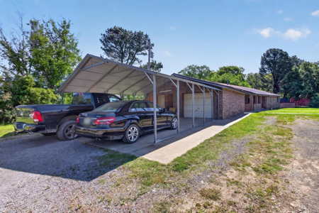 Oklahoma Country Home on 10 Acres - image 30