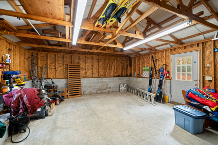 Lake Life is Calling You to Dale Hollow Lake - image 25