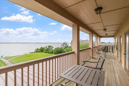 Lakefront sitting on the sandy shores of Lake Corpus Christi, TX - image 25