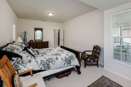 Awesome Home For Sale in Matthews NC - image 16