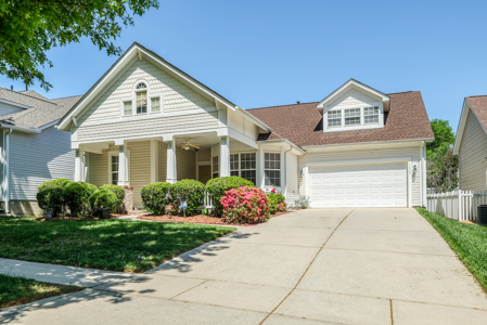 Awesome Home For Sale in Matthews NC - image 2