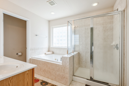 Awesome Home For Sale in Matthews NC - image 15