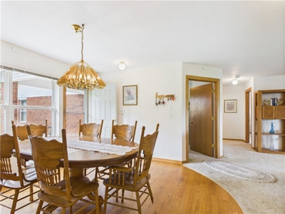 Newton Co 6 Bedroom, 3 Bath Brick Home on 67.75 Acres For Sale - image 6