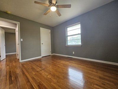 Inside and out, almost everything is new! - image 11