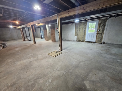 Inside and out, almost everything is new! - image 19