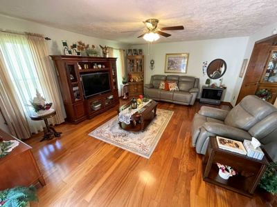 Your Dream Home Awaits in Pulaski County, VA! - image 9