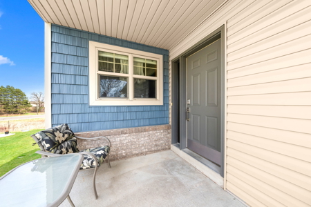 4 Bed/4 Bath home for Sale in Chisago City - image 3