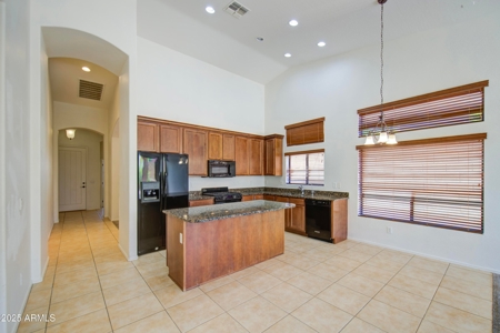 Home For Sale in Maricopa County! - image 9