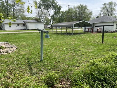 1 Bed, 1 Bath Home in Robinson, IL for Auction - image 3