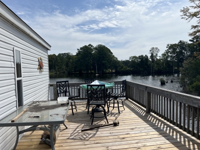 Waterfront Getaway with Views, Boathouse & Ramp Access - image 27