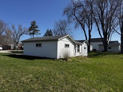 2 Properties Marquette County Online Only Auction - image 17