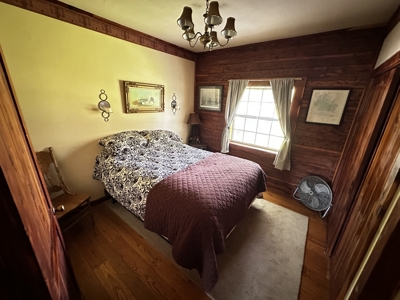 Log Cabin on the White River, located in Mountain View, AR - image 14
