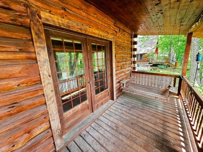 Log Cabin on the White River, located in Mountain View, AR - image 20