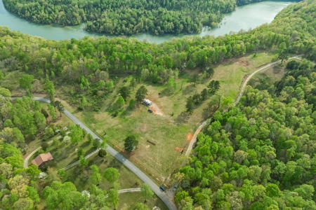 Scenic Retreat Near Dale Hollow Lake – A Rare Opportunity! - image 3