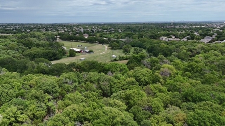 Country Home on 13.25 Acres for Sale in Flower Mound, Texas - image 4