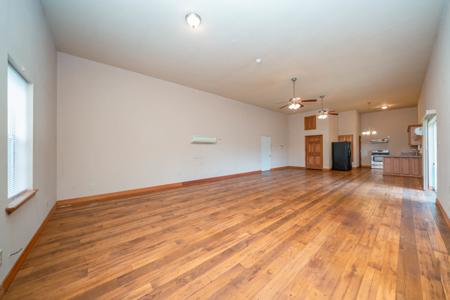6 Acre East Texas Retreat with Barndo and Pond - image 18