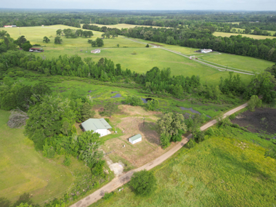 6 Acre East Texas Retreat with Barndo and Pond - image 6