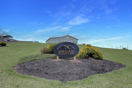 596 Harman Rd, Halifax, PA 17032 - image 3