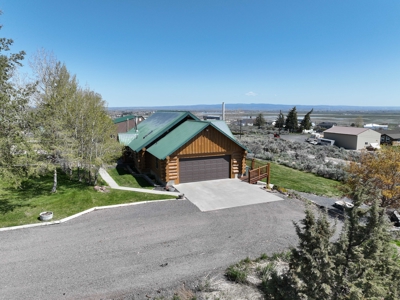 Eastern Oregon Three Bedroom Home Outside of Hines - image 35