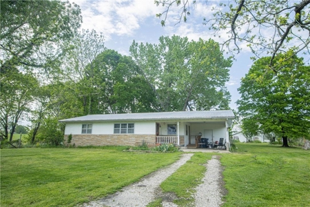 Country Home with Barn on 8 Acres For Sale Boone County Mini Farm - image 1