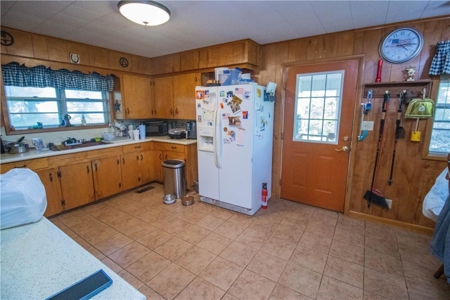 Country Home with Barn on 8 Acres For Sale Boone County Mini Farm - image 21