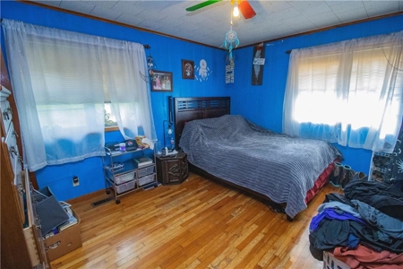 Country Home with Barn on 8 Acres For Sale Boone County Mini Farm - image 26