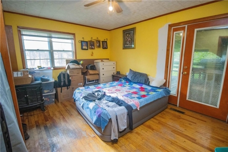 Country Home with Barn on 8 Acres For Sale Boone County Mini Farm - image 29