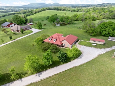 Spacious Brick Executive Home on 4 Acres in Boone County For Sale - image 6